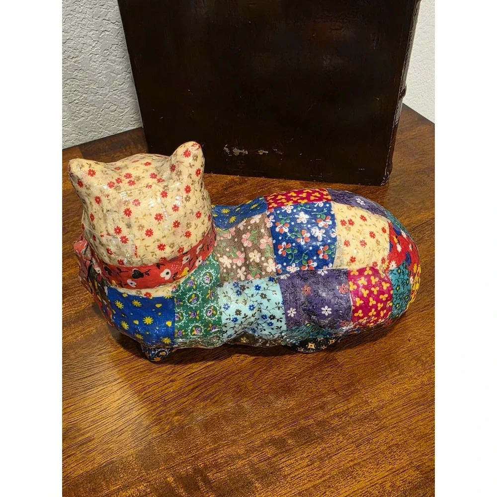 Vintage Calico Cat Figurine  Heavy‎ Ceramic